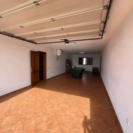 Ada Enjoy Βίλα Tesejerague